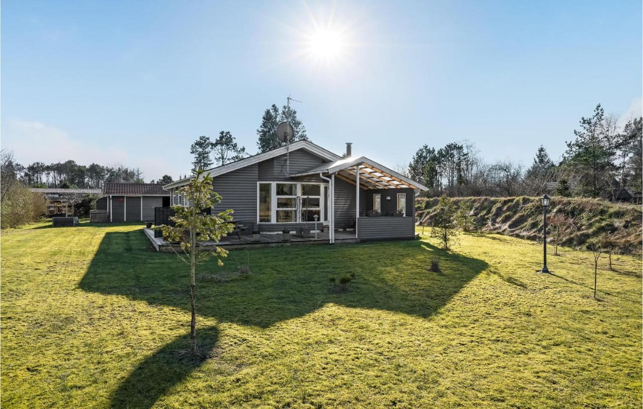 Lovely Home In Hals With Kitchen Exterior photo